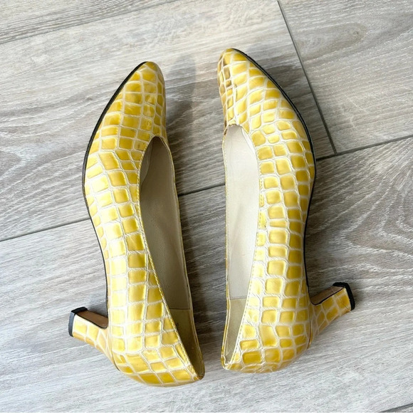 Vintage Thomas Wallace Yellow Gold Croc Giraffe Patern Patent Leather Heels - Picture 4 of 14
